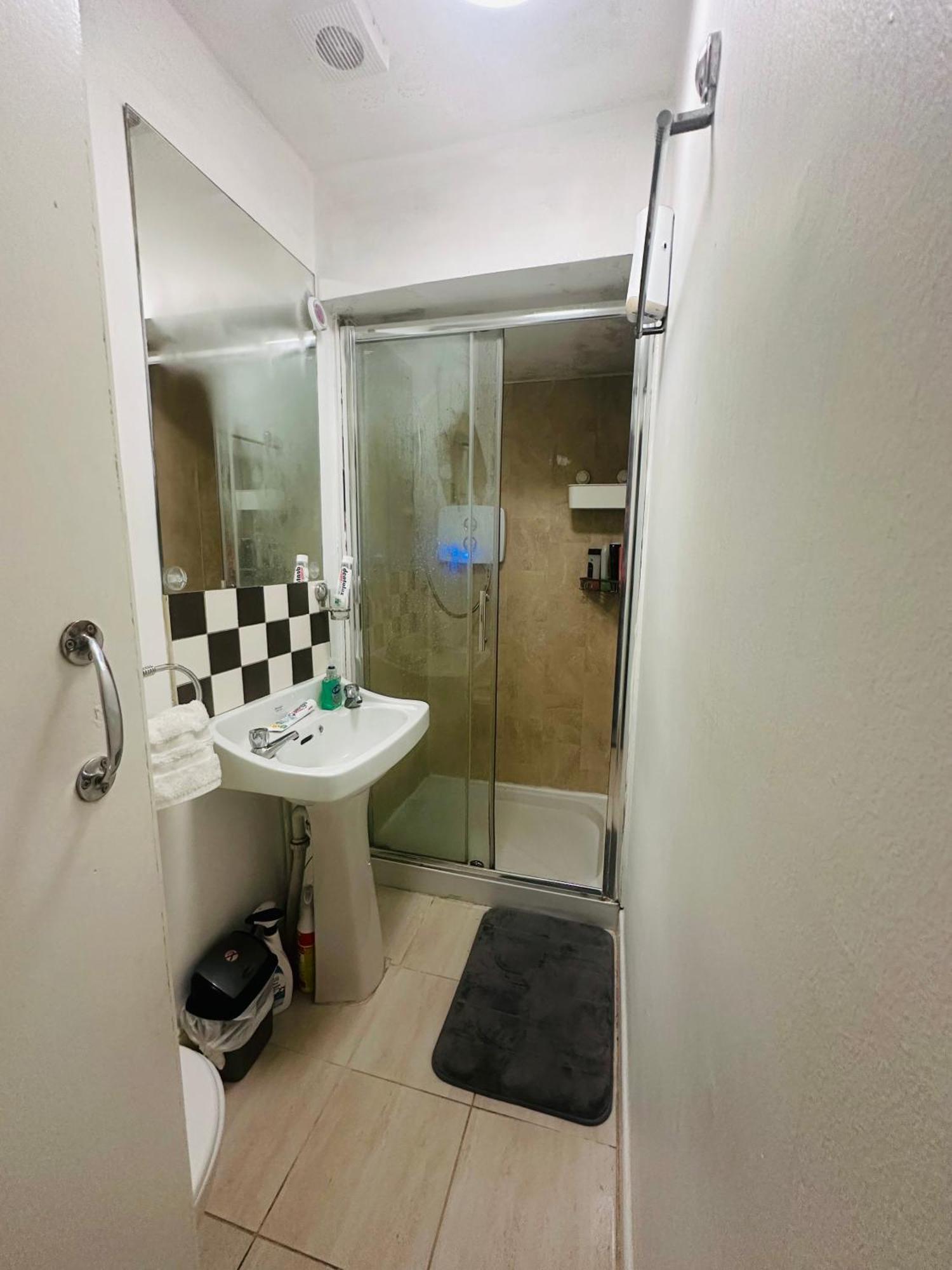 Spacious Room In 都柏林 外观 照片